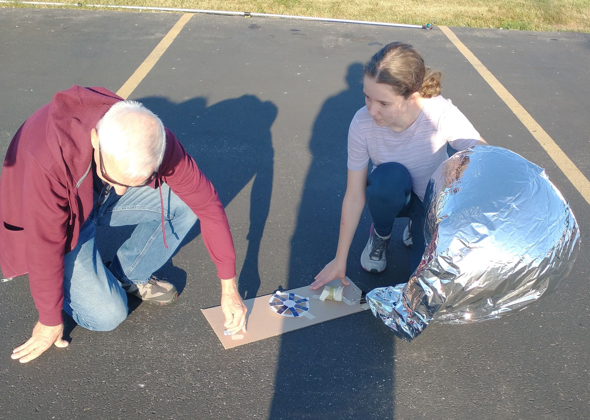 Northern Illinois Bottlecap Balloon Brigade We Build and Launch Pico